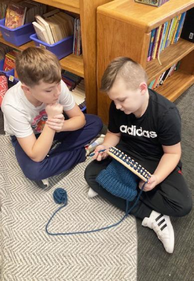 boys loom knitting